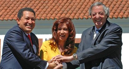 De los Kirchner a Milei: la relación entre Argentina y Venezuela, gobierno por gobierno