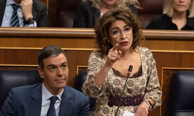 La vicepresidenta primera y ministra de Hacienda, María Jesús Montero.