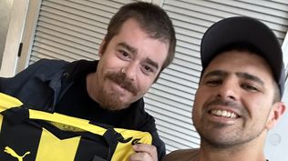 Migue Granados con la camiseta de Peñarol