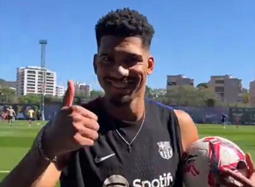 Ronald Araujo volvió a la ciudad deportiva de FC Barcelona