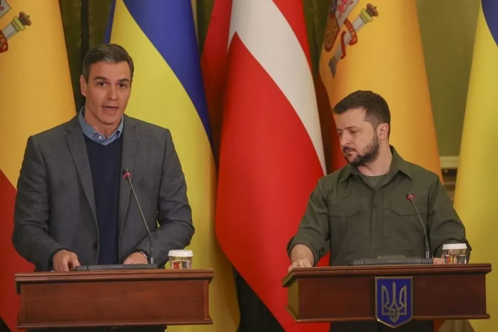 Pedro Sánchez y Volodomir Zelensky.
