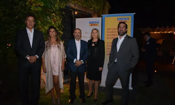 Alberto Ortra, Natalia y Renzo Menotti, Carmen Regueira y Fernándo Ponte