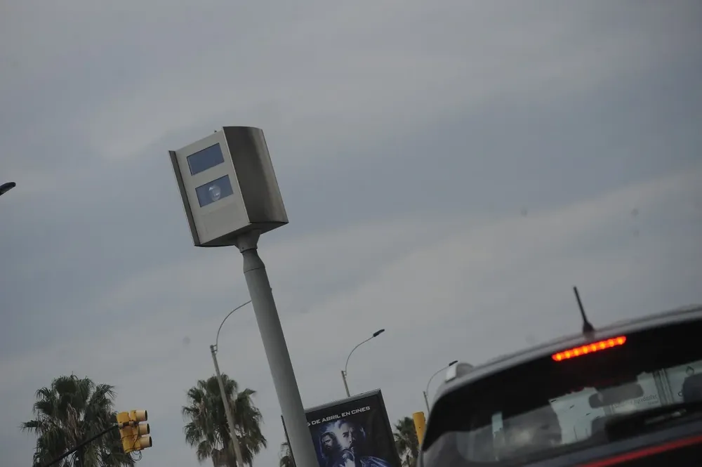 Aprobaron prórroga para que MTOP instale radares pedagógicos en rutas