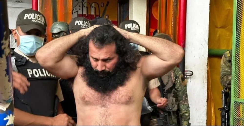 Adolfo Macias, alias Fito, líder de la banda de narcotraficantes Los Choneros, se fugó de una cárcel ecuatoriana.