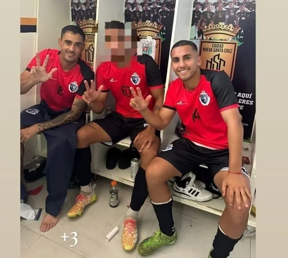 Latorre y Lucas Casavieja tras un partido con Los Leones