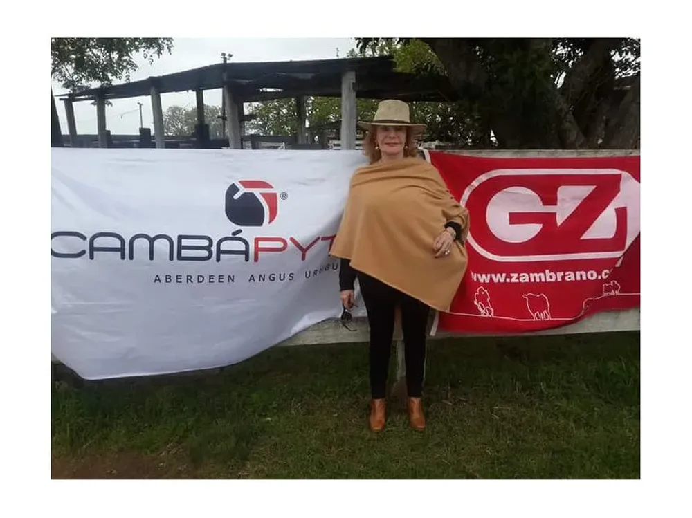 Una buena comercialización conjunta lograron dos cabañas de alto valor genético.