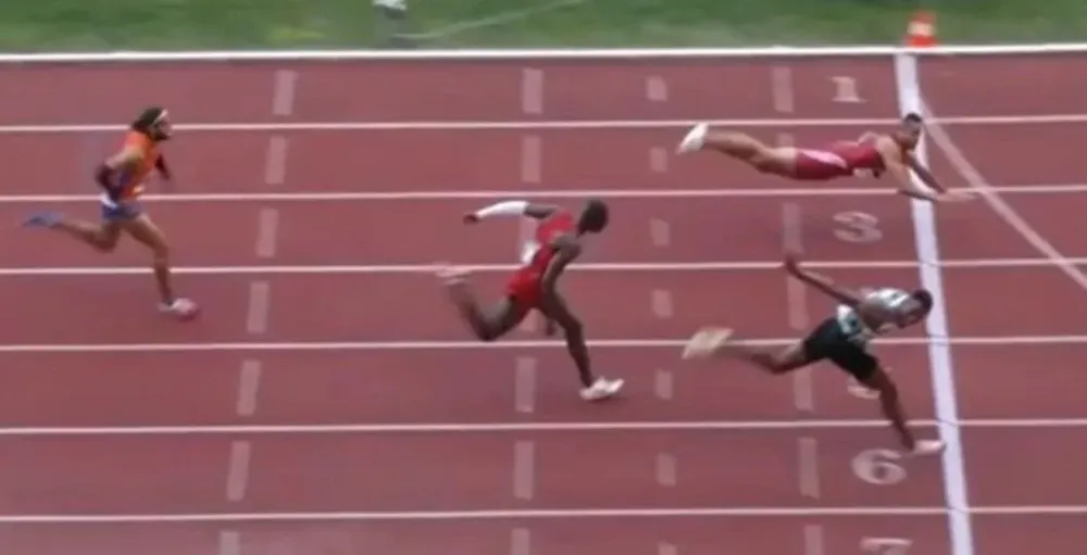 La final de los 110 metros vallas del Campeonato de Portugal, terminó con un final insólito y en palomita