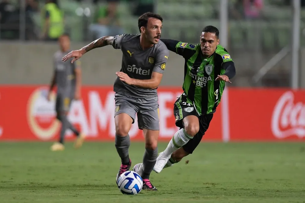 Sebastián Rodríguez jugará como enlace este jueves