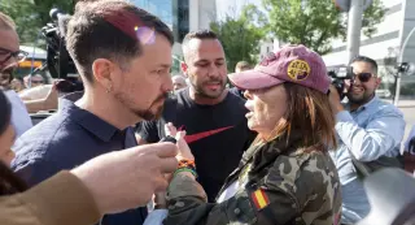 Pablo Iglesias&nbsp;se ha encarado contra&nbsp;un grupo de personas que le increpaban&nbsp;a las puertas del&nbsp;Juzgado de lo Penal número 14 de Madrid