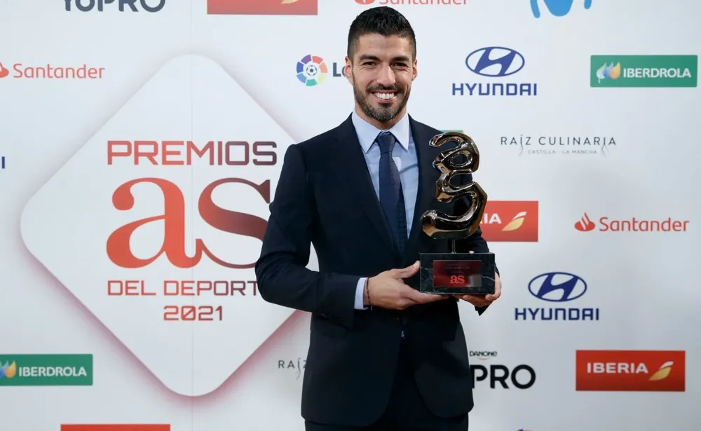 Suárez con el premio de As