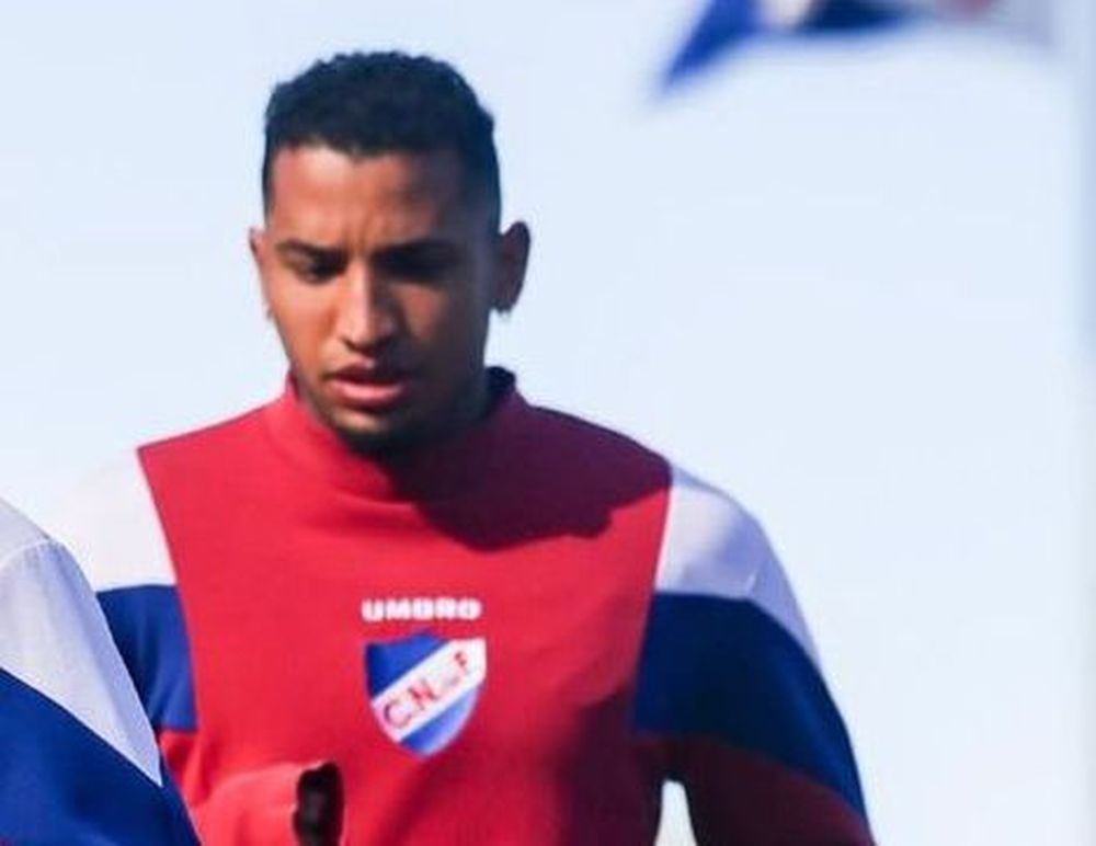 Juan Izquierdo en Nacional
