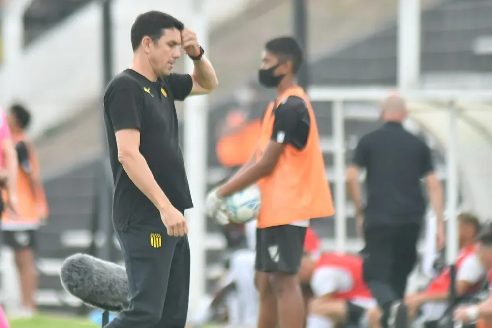 Larriera no tendrá a Cachila Arias y Gargano está entre algodones