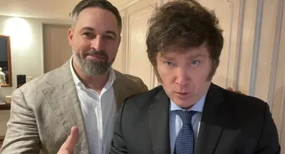 El presidente Javier Milei y Santiago Abascal.