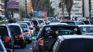 Tránsito en Montevideo.