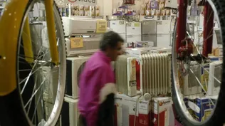 Crédito al consumo dejó de caer pero estuvo estancado en marzo