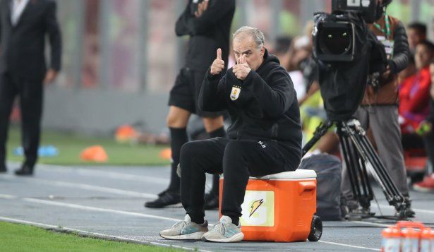 Marcelo Bielsa, técnico de la selección de uruguaya