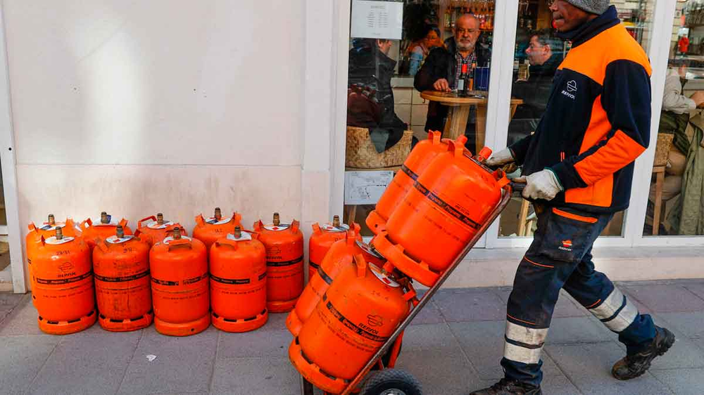 Sigue la escalada de los precios del combustible en España con el aumento del precio del butano.