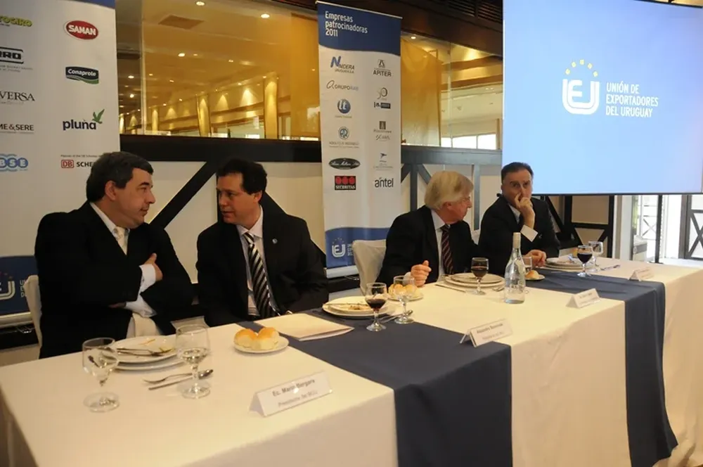 Las autoridades de equipo económico participaron del Día del Exportador.