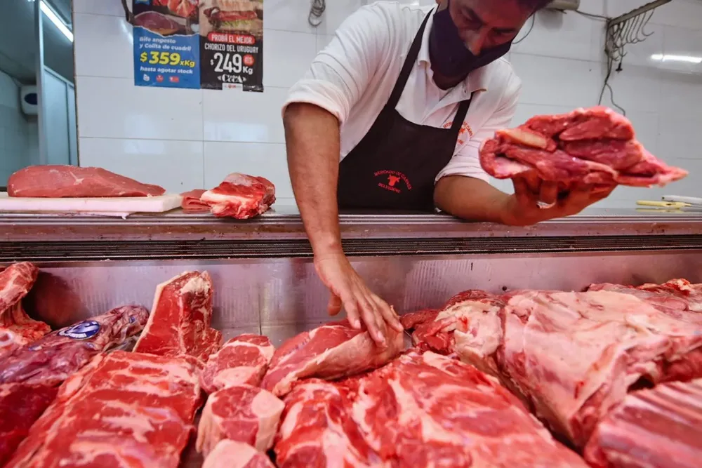 Carnicerías tradicionales: las ofertas en precios de carnes se renuevan mes a mes.