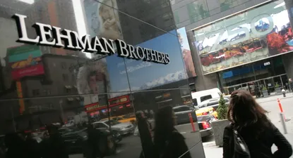 Lehman Brothers sale de la bancarrota y pagará a sus acreedores en abril
