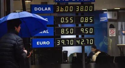 Dólar tuvo su mayor baja diaria en cinco meses y cede casi $ 1 desde su techo de noviembre