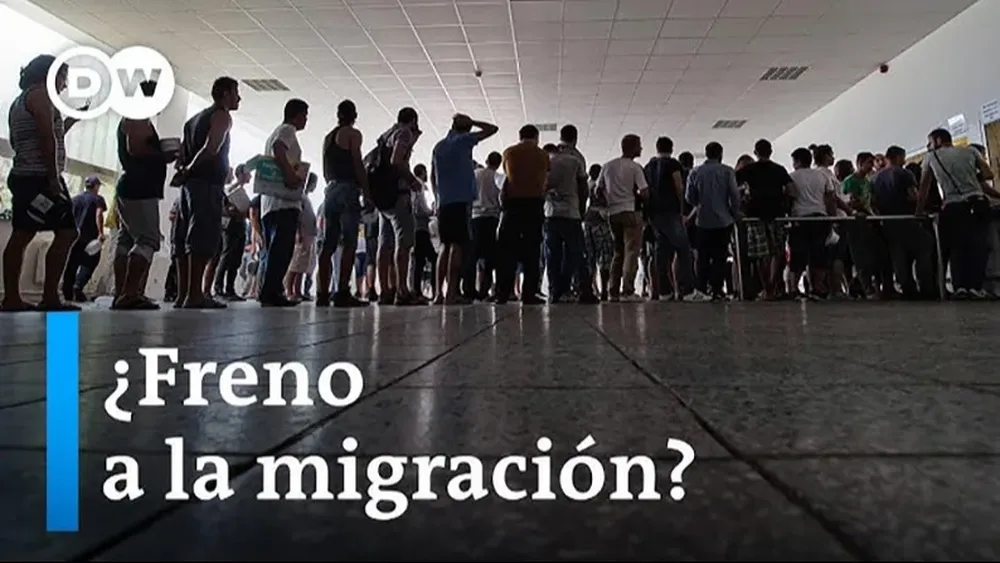 La reforma aprobada por la Unión Europea propone controles más estrictos sobre la llegada de migrantes y rápidos mecanismos de expulsión.