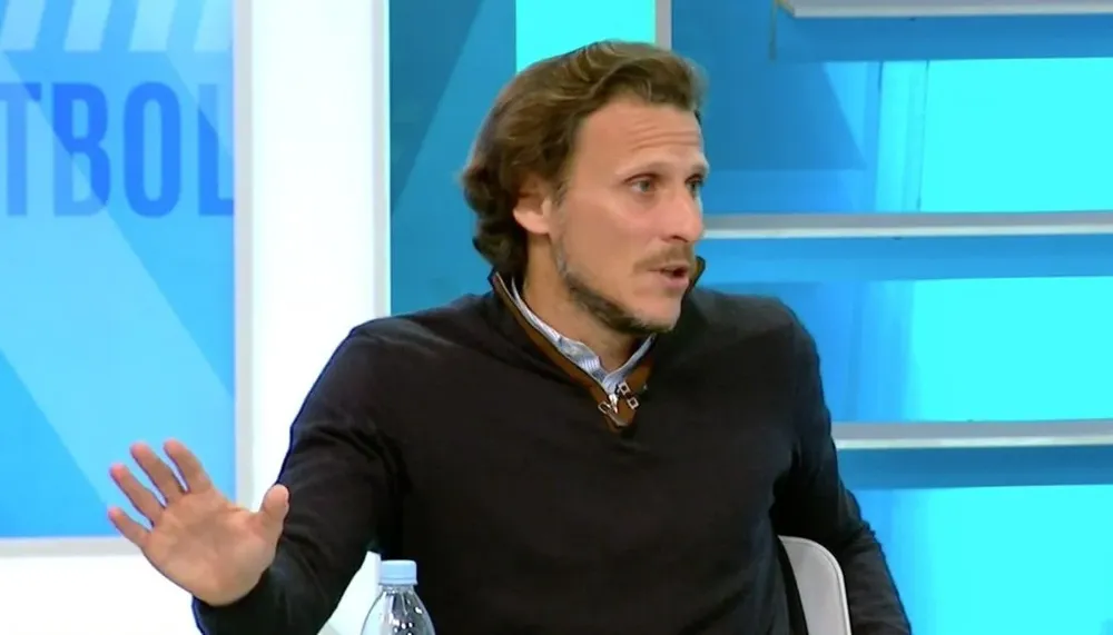 Diego Forlán habló del presente de la celeste