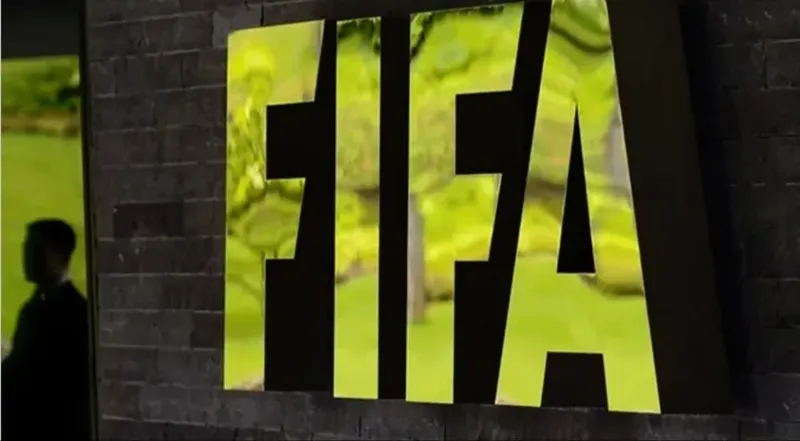 Según el New York Times en el caso de corrupción del FIFAgate, dos empresarios argentinos prófugos desde hace más de 10 años, buscan un acuerdo en Estados Unidos