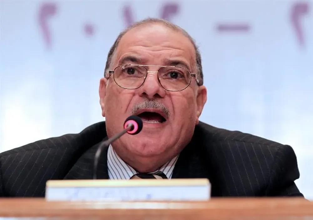 El presidente de la Junta Electoral egipcia, Abdelmoaiz Ibrahim