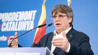 El candidato de Junts a la Generalitat de Catalunya, Carles Puigdemont, durante una rueda de prensa para valorar los resultados de las elecciones catalanas, a 13 de mayo de 2024, en Argelès (Francia).