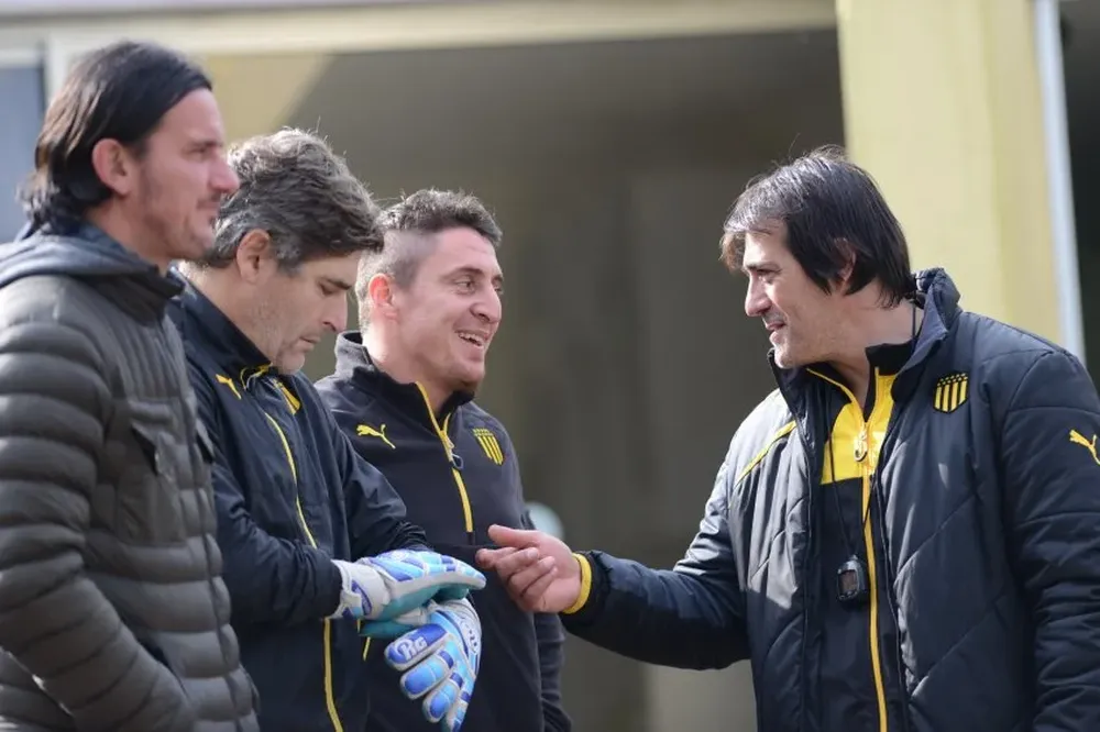 Claudio Flores se hará cargo de las inferiores de forma definitiva