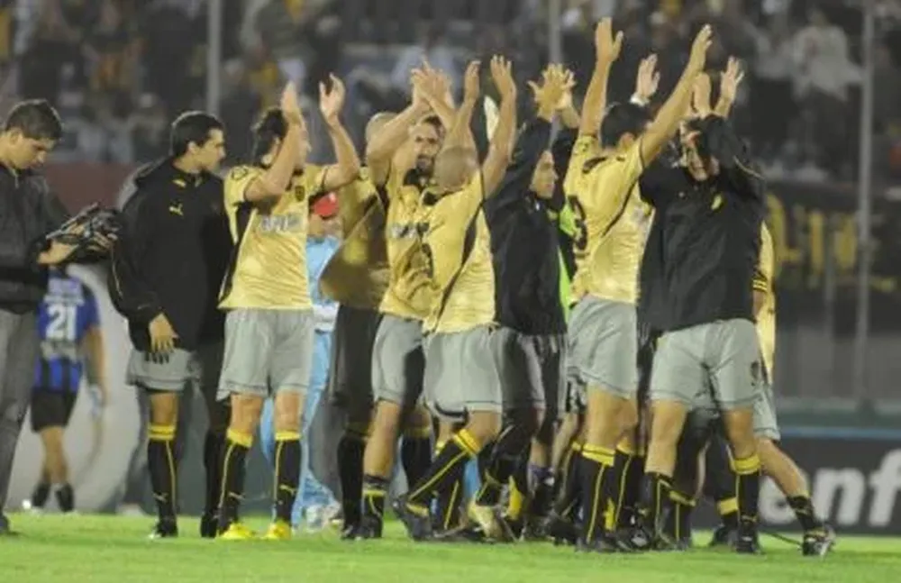 Peñarol sigue festejando.