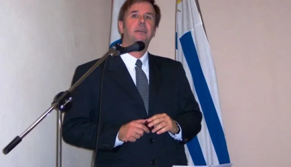 Mario Stefanoli es presidente de la Asociación Americana de Corredores Inmobiliarios y Balanceadores desde 2012