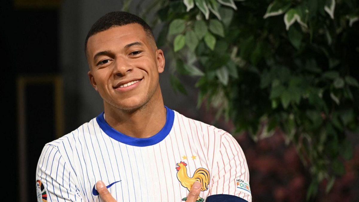 Es igual: mirá las impresionantes fotos de la imagen de Kylian Mbappé ...