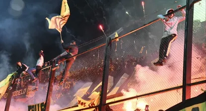 Hinchas de Peñarol durante el partido con Boston River este miércoles 28