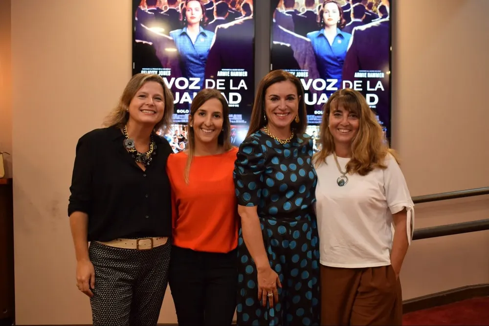 Andrea Bellolio, Sofia Lago, Andabella Aldaz y Mariana Chango