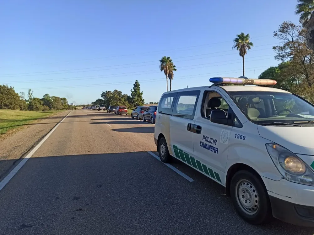 Imagen registrada por Policía Caminera en la ruta yendo al puente San Martín