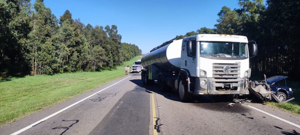 Foto de los vehículos después del accidente de tránsito en Colonia