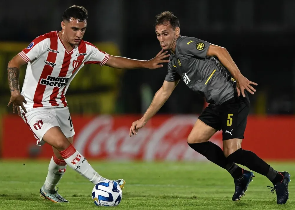 Trasante y Cristóforo, duelo en el medio