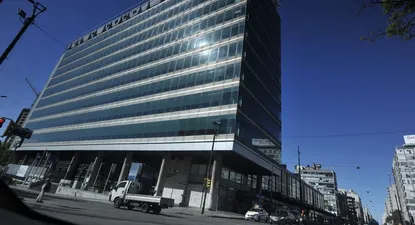 Sede del Banco Hipotecario del Uruguay.