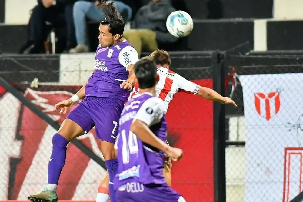 Defensor Sporting y River Plate vuelven a jugar