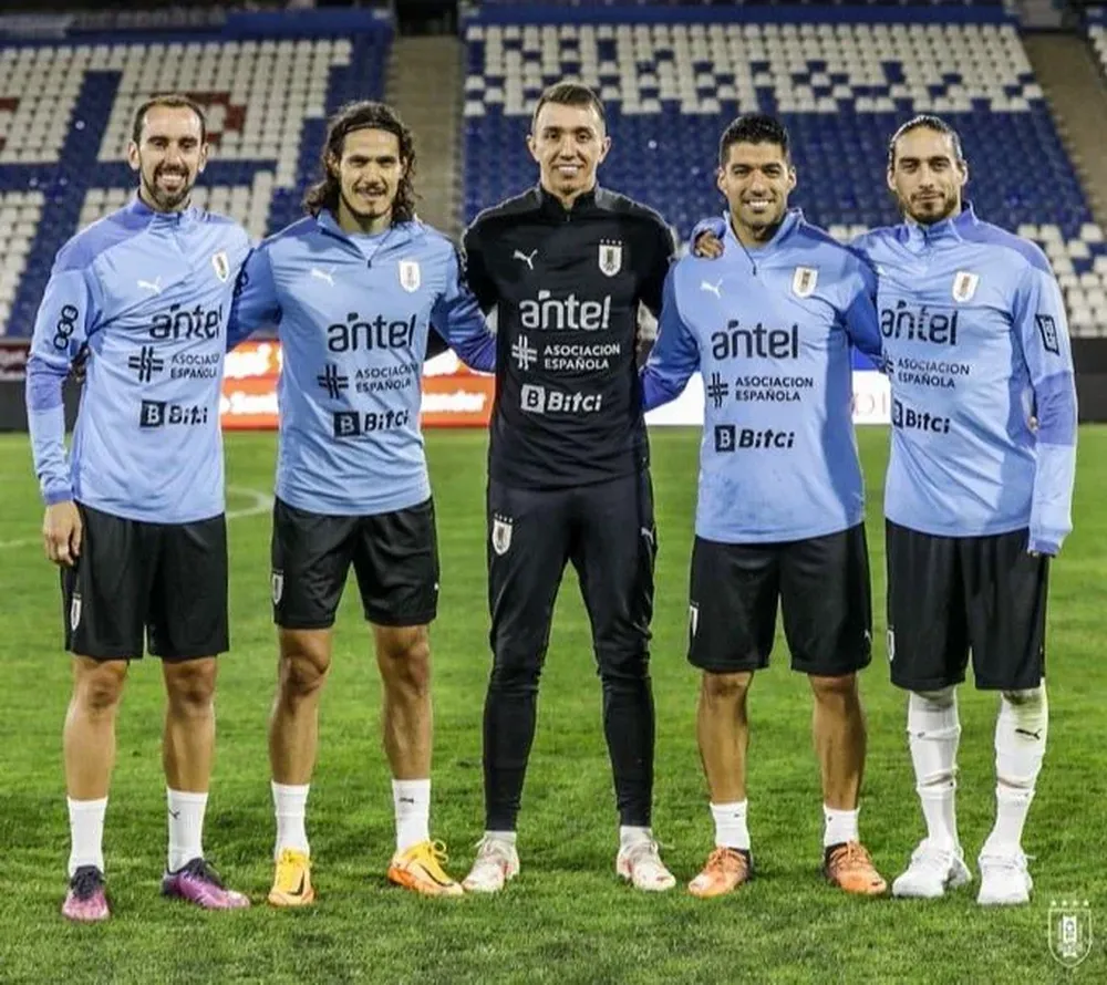 Godín, Cavani, Muslera, Suárez y Cáceres