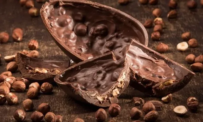 Supermercados y tiendas especializadas se preparan para la zafra del chocolate
