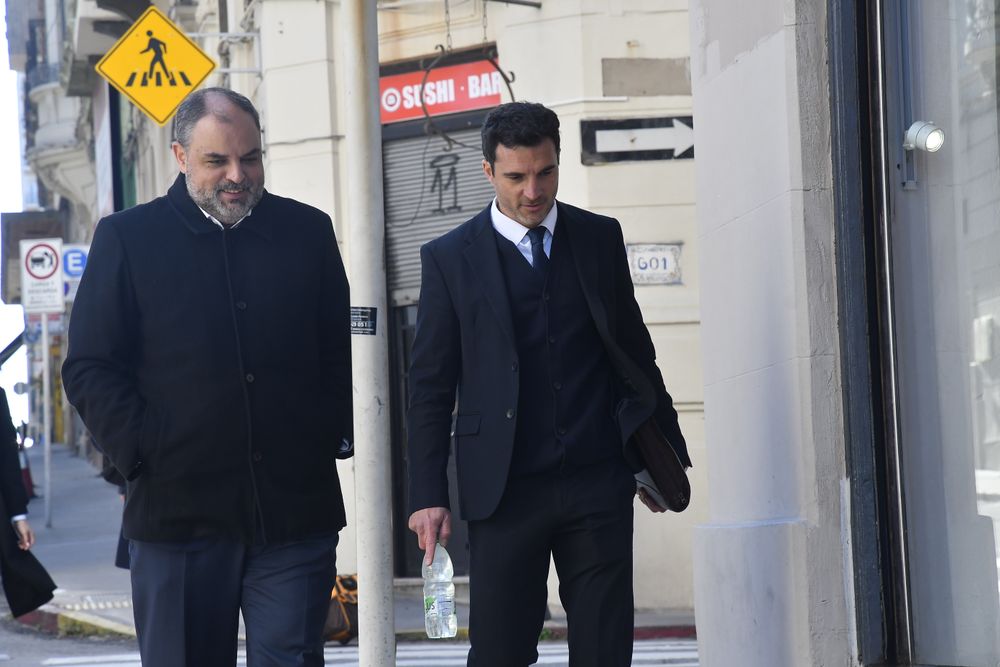 Audiencia Charles Carrera/ Juan Manuel González Rossi,
