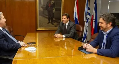 Ribeiro, Labat y Berti (derecha), son los tres directores del BCU.