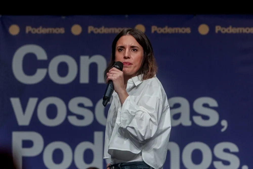 La secretaria de Acción de Gobierno de Podemos y ministra de Igualdad en funciones, Irene Montero, interviene durante una Conferencia Política del partido.