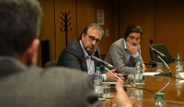 “Es imposible poner una fecha para la vuelta del fútbol (uruguayo)”