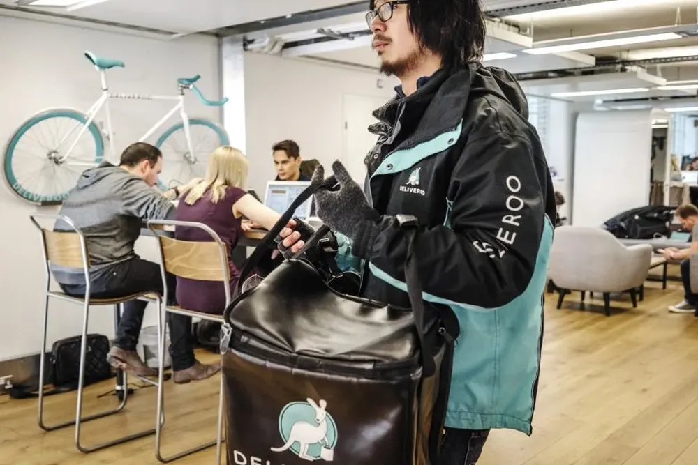 Deliveroo clasifica a sus repartidores como trabajadores autónomos