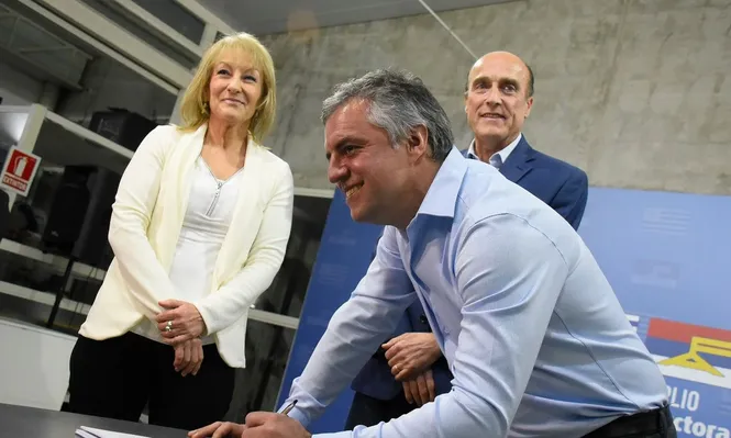 Frente Amplio resolvió no habilitar debate con Raffo ni reunión con Lacalle