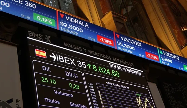 El Ibex 35 y el resto de Europa cerraron la jornada con alzas ligeras